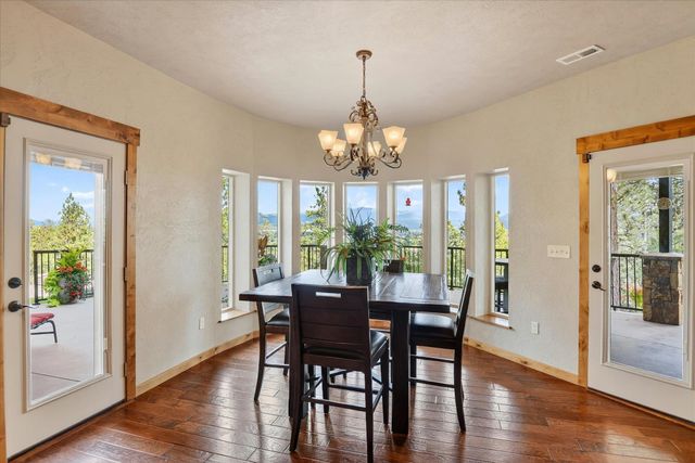 19622 E Granite Ln, Otis Orchards, WA 99027