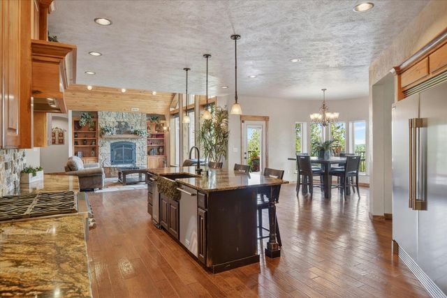 19622 E Granite Ln, Otis Orchards, WA 99027