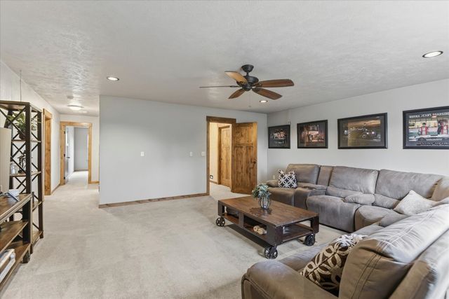 19622 E Granite Ln, Otis Orchards, WA 99027