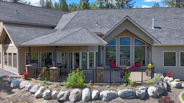 19622 E Granite Ln, Otis Orchards, WA 99027