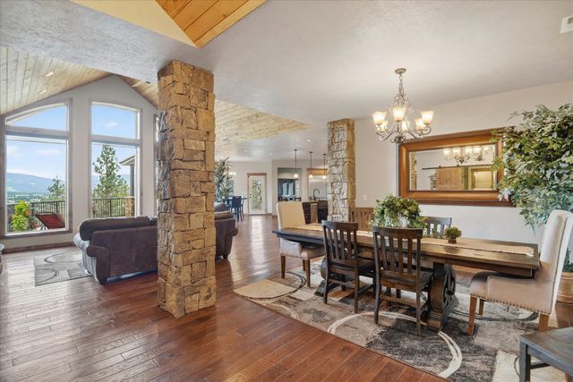 19622 E Granite Ln, Otis Orchards, WA 99027