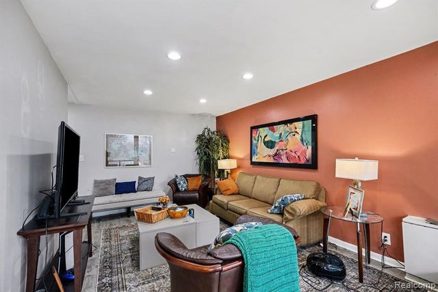 1973 Orleans Street, Detroit, MI 48207