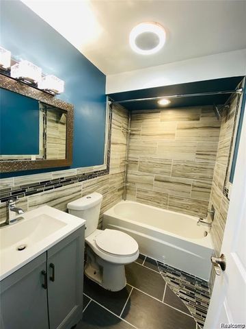 1973 Orleans Street, Detroit, MI 48207