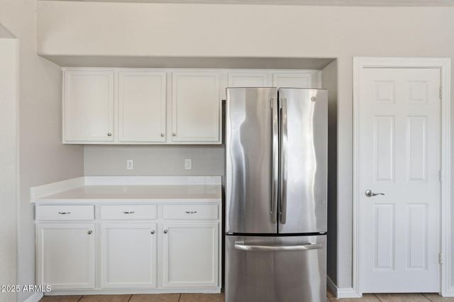 1520 E BOWKER Street, Phoenix, AZ 85040