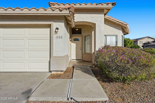 1520 E BOWKER Street, Phoenix, AZ 85040