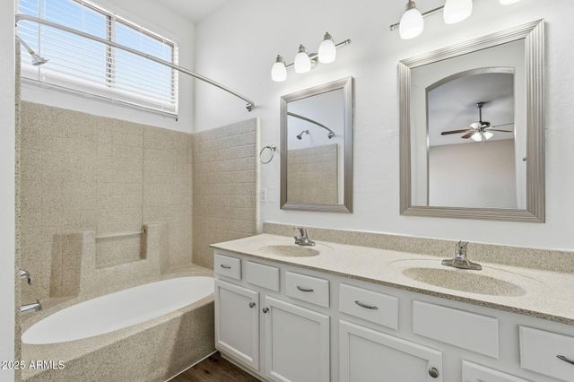 1520 E BOWKER Street, Phoenix, AZ 85040