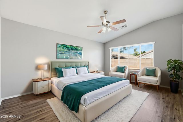 1520 E BOWKER Street, Phoenix, AZ 85040