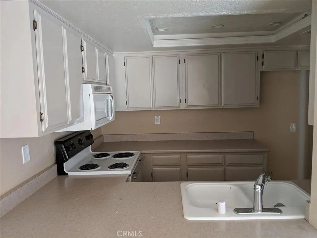 280 S Avenida Caballeros 129, Palm Springs, CA 92262