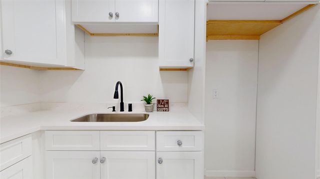 7415 Alcomita Drive, Houston, TX 77083