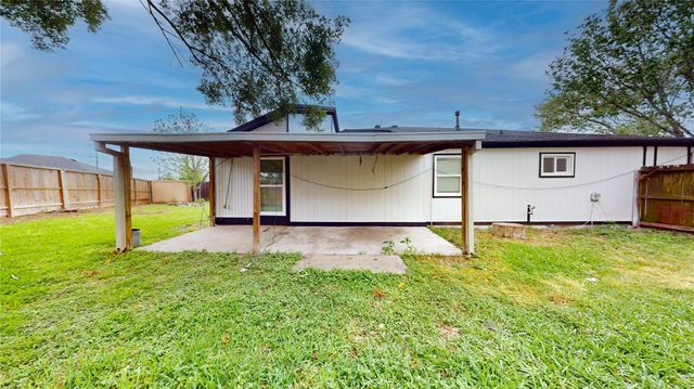 7415 Alcomita Drive, Houston, TX 77083