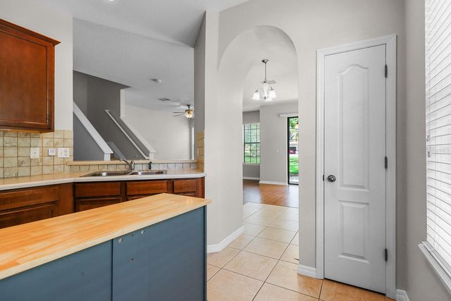 16612 KINGLETSIDE COURT, Lithia, FL 33547