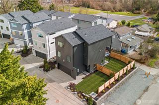 6730 21st Avenue SW, Seattle, WA 98106