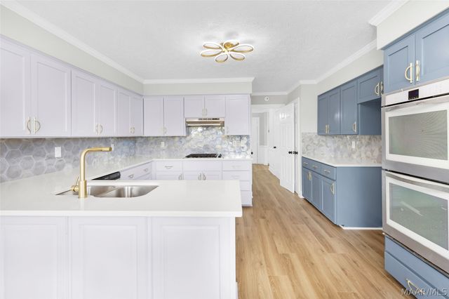 513 COUNTY DOWNS Road, Montgomery, AL 36109