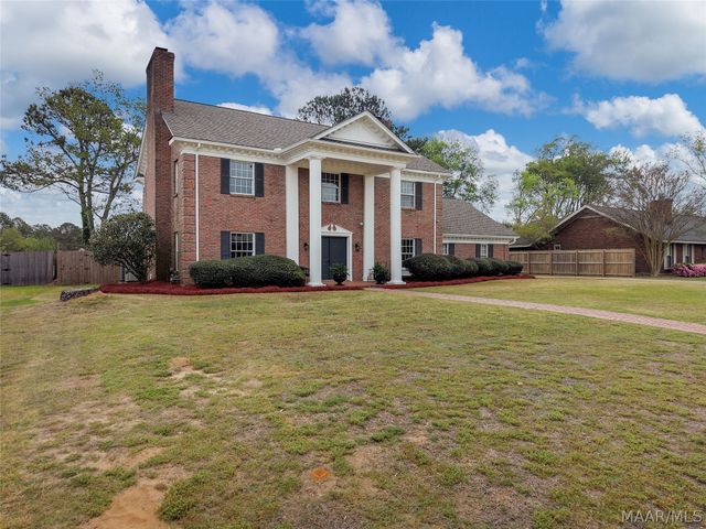 513 COUNTY DOWNS Road, Montgomery, AL 36109