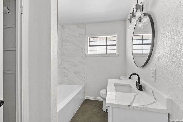 4426 Newcome Dr, San Antonio, TX 78229