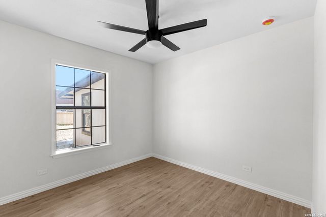 4426 Newcome Dr, San Antonio, TX 78229