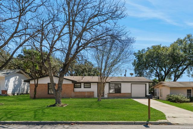 4426 Newcome Dr, San Antonio, TX 78229