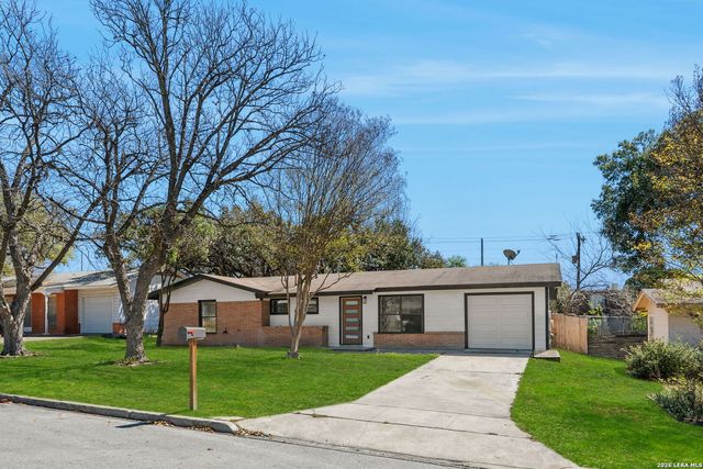 4426 Newcome Dr, San Antonio, TX 78229