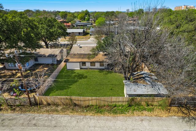 4426 Newcome Dr, San Antonio, TX 78229