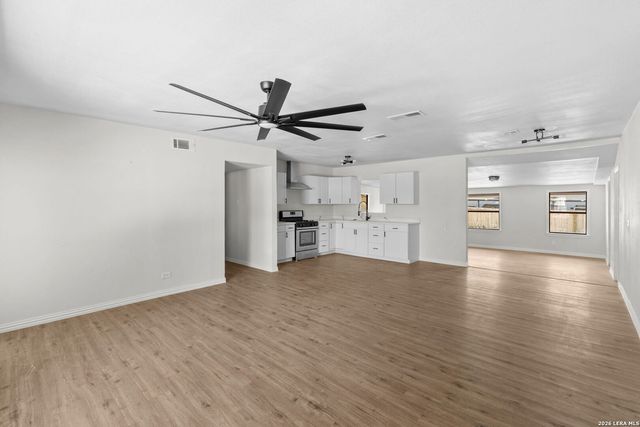 4426 Newcome Dr, San Antonio, TX 78229