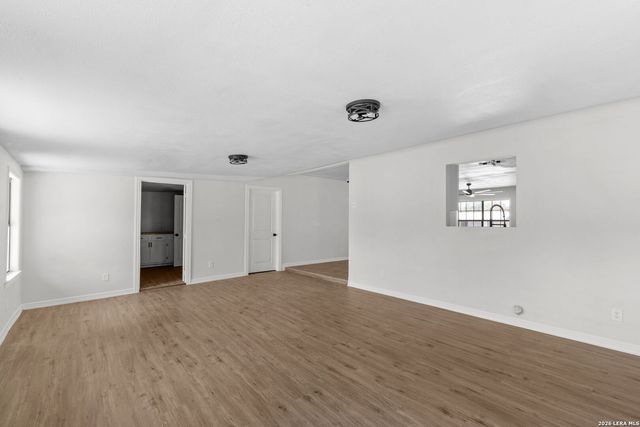 4426 Newcome Dr, San Antonio, TX 78229