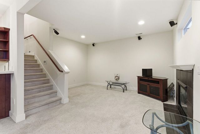 6715 S Shelby Ridge St, Spokane, WA 99224