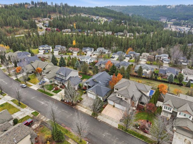 6715 S Shelby Ridge St, Spokane, WA 99224