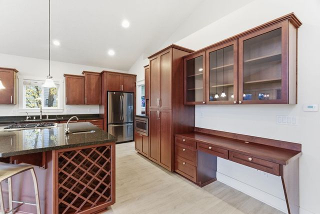 6715 S Shelby Ridge St, Spokane, WA 99224