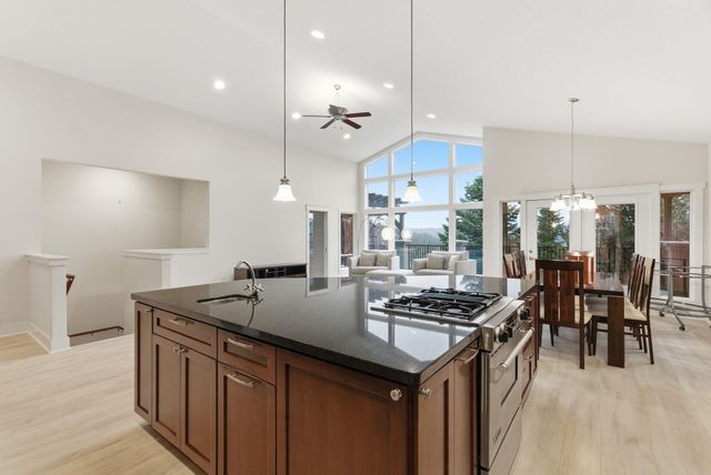 6715 S Shelby Ridge St, Spokane, WA 99224