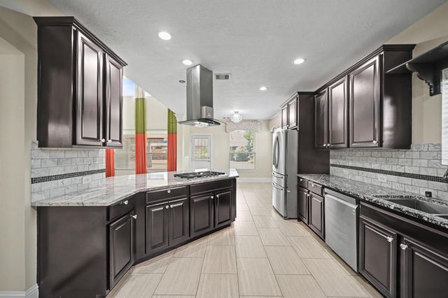 31325 Riley Woods Court, Spring, TX 77386