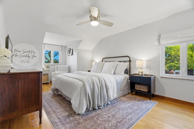 425 Edgewood Rd, Forest Hills Boro, PA 15221