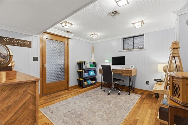 425 Edgewood Rd, Forest Hills Boro, PA 15221