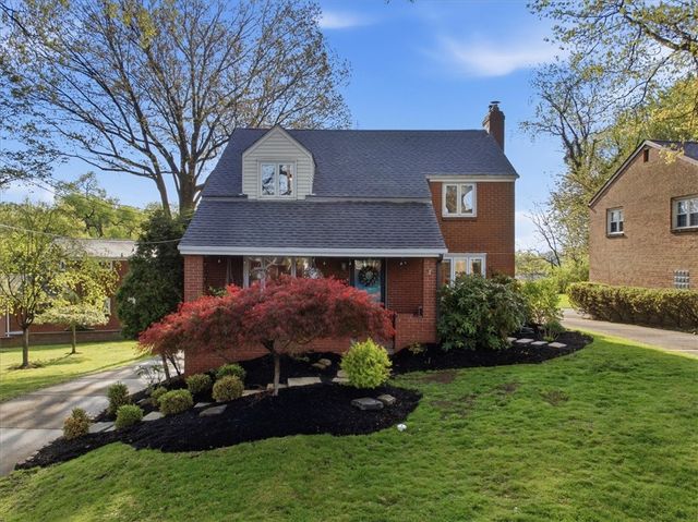 425 Edgewood Rd, Forest Hills Boro, PA 15221
