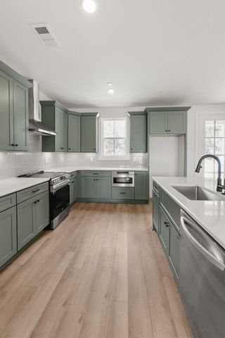 220 Nearwater Place, Hendersonville, TN 37075