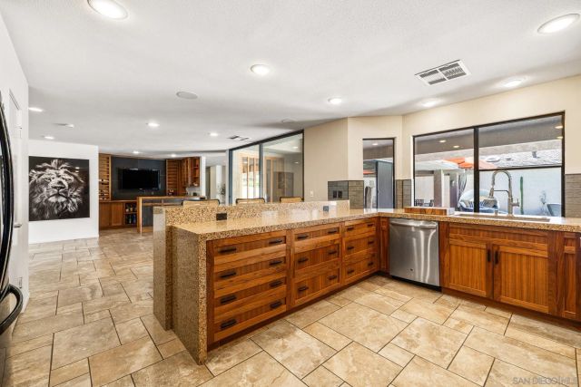 142 Yale Dr, Rancho Mirage, CA 92270