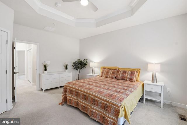 8437 HAMLIN ST, Lanham, MD 20706