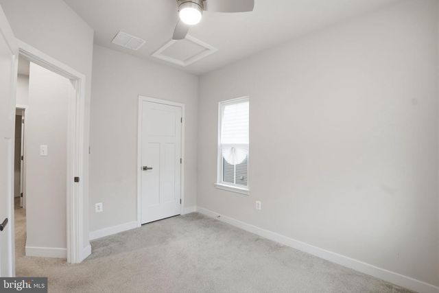 8437 HAMLIN ST, Lanham, MD 20706