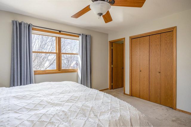 2435 KAITLYNN COURT, Oshkosh, WI 54901