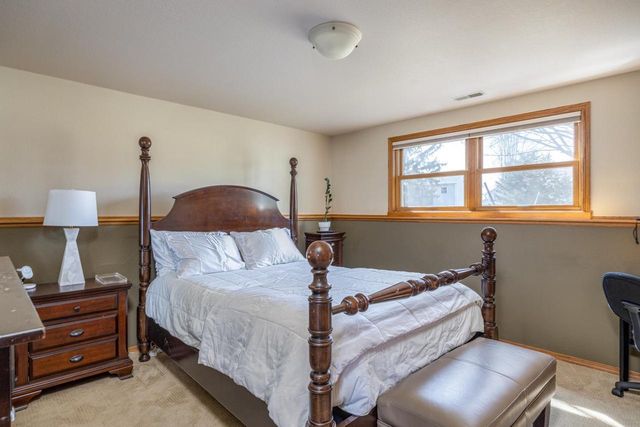 2435 KAITLYNN COURT, Oshkosh, WI 54901