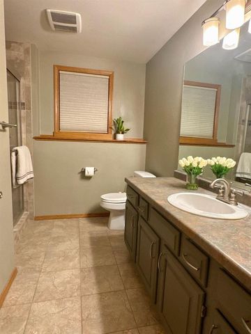 2435 KAITLYNN COURT, Oshkosh, WI 54901