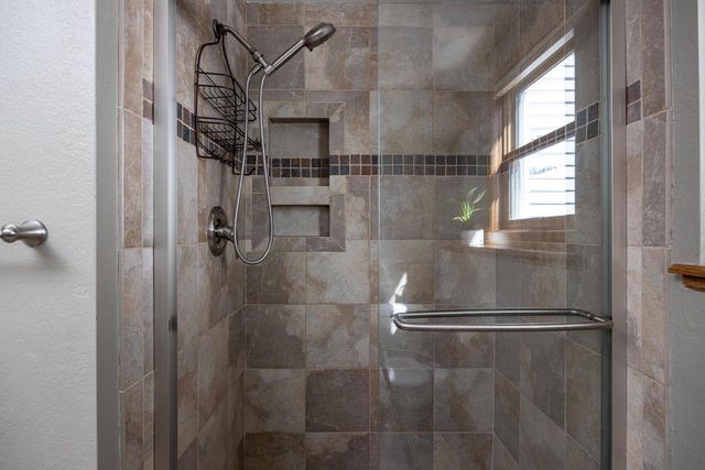 2435 KAITLYNN COURT, Oshkosh, WI 54901