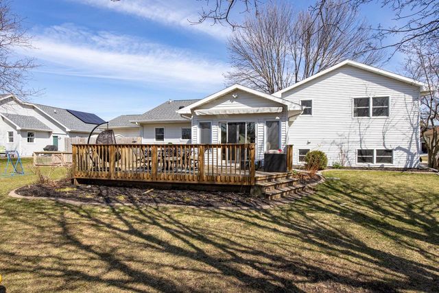 2435 KAITLYNN COURT, Oshkosh, WI 54901