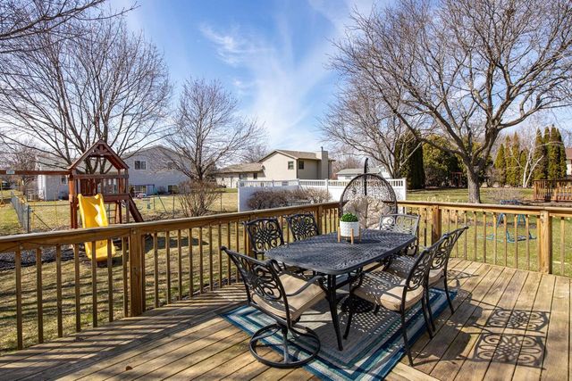 2435 KAITLYNN COURT, Oshkosh, WI 54901