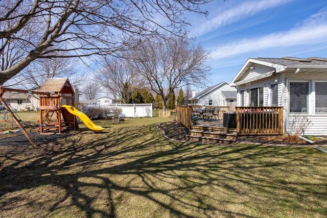 2435 KAITLYNN COURT, Oshkosh, WI 54901