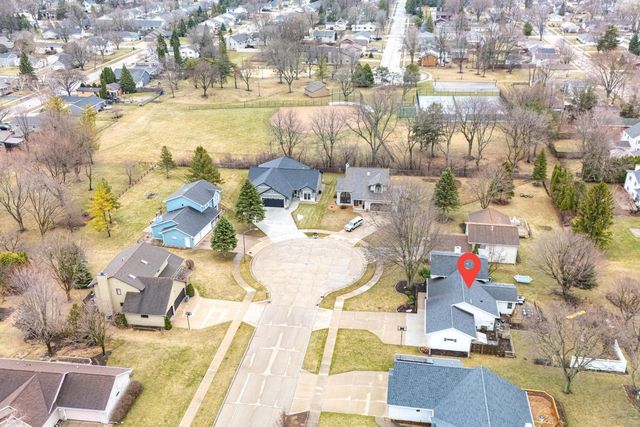 2435 KAITLYNN COURT, Oshkosh, WI 54901
