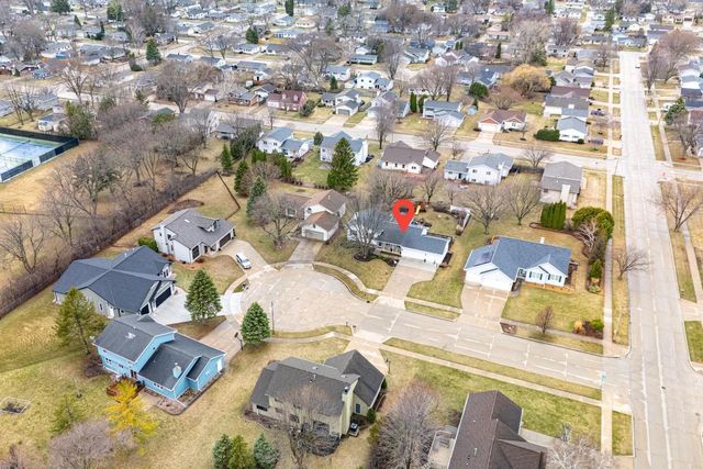 2435 KAITLYNN COURT, Oshkosh, WI 54901