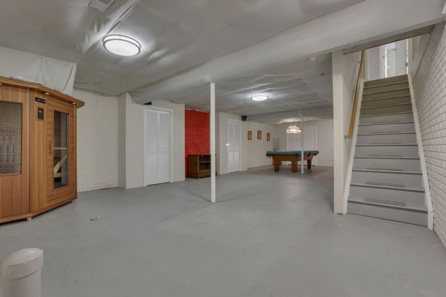 189 Pebble Creek Drive, Pataskala, OH 43062