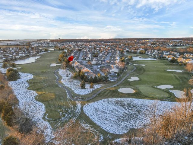 189 Pebble Creek Drive, Pataskala, OH 43062