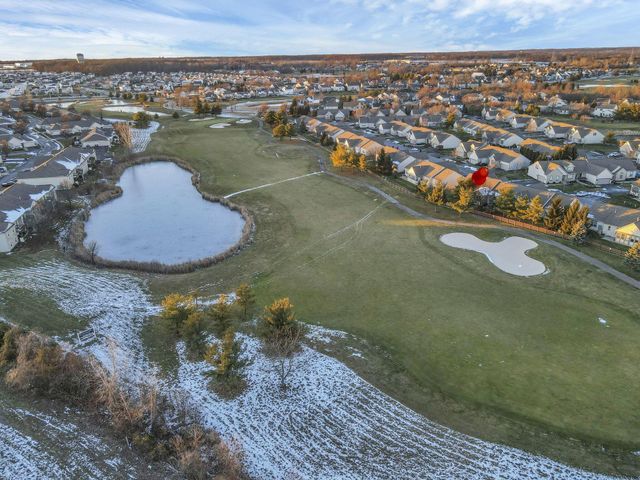 189 Pebble Creek Drive, Pataskala, OH 43062