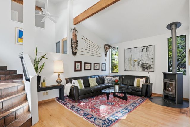 19118 Old Vineyard Road, Los Gatos, CA 95033